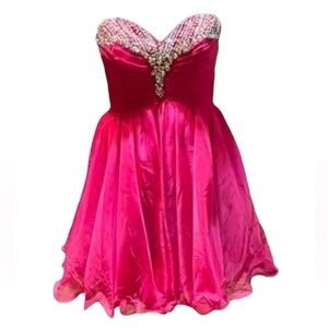 NWT Blush Homecoming Sweetheart Hot Pink Fuchsia Prom Dress Size 8